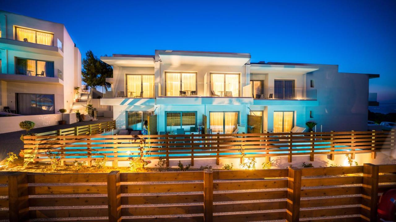 Harmony Crest & Adults Only 4* Cos