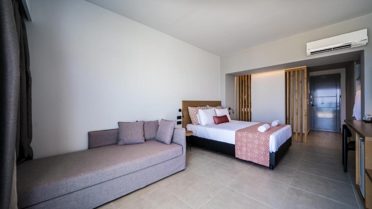Harmony Crest & Adults Only Hotel 4*